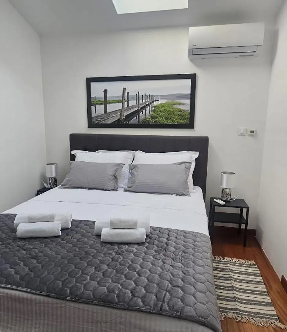 Apartman Penthouse Sea View Pula Croatia